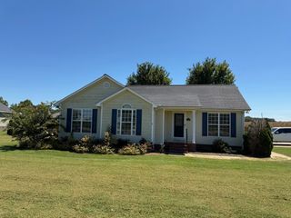 110 Kitty Meyer Ln, Loretto, TN 38469