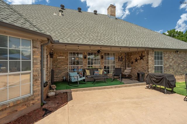 1106 PHEASANT LANE, Burkburnett, TX 76354