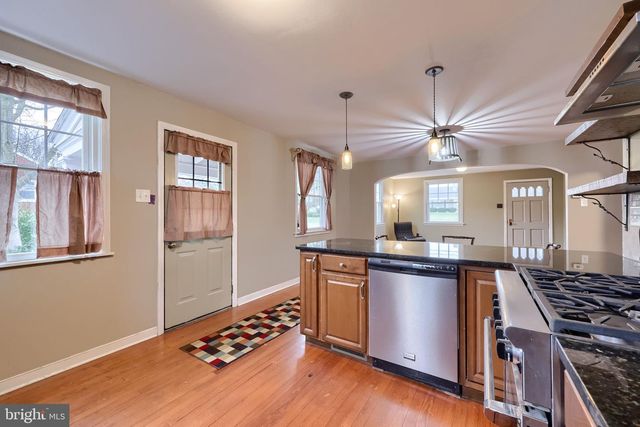 120 LANCASTER AVE, Strasburg, PA 17579