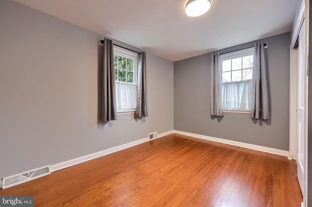 120 LANCASTER AVE, Strasburg, PA 17579