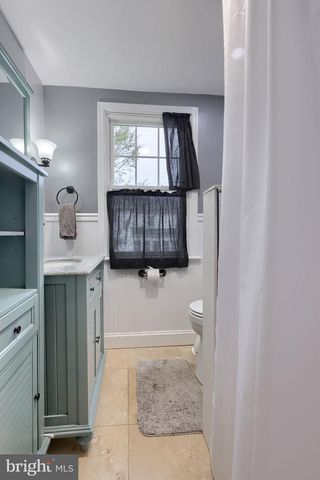 120 LANCASTER AVE, Strasburg, PA 17579