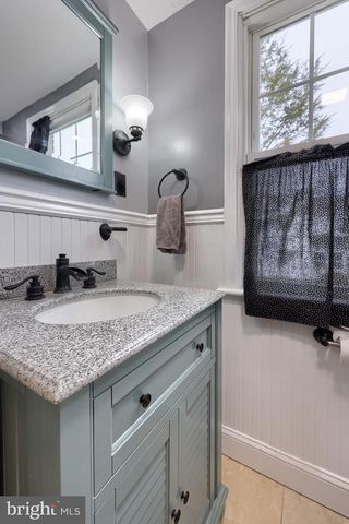 120 LANCASTER AVE, Strasburg, PA 17579