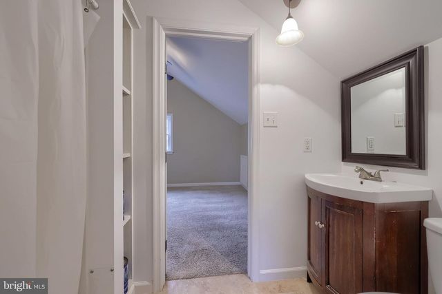 120 LANCASTER AVE, Strasburg, PA 17579