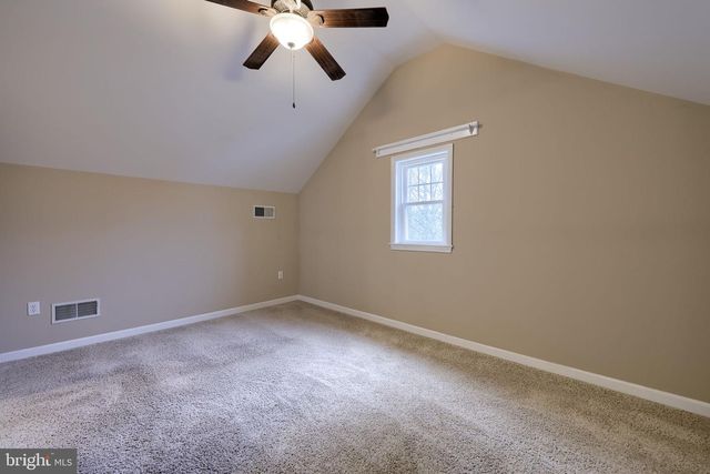 120 LANCASTER AVE, Strasburg, PA 17579