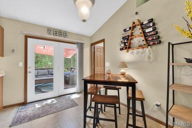586 Monty View, Washington, MO 63090