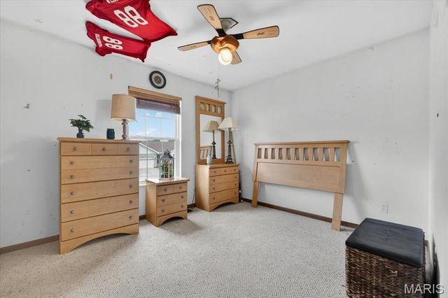 586 Monty View, Washington, MO 63090