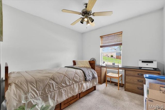 586 Monty View, Washington, MO 63090