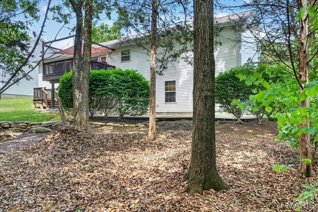 586 Monty View, Washington, MO 63090