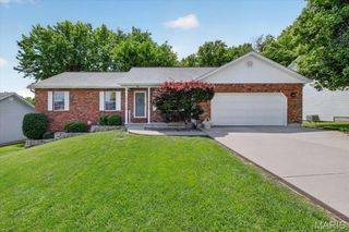 586 Monty View, Washington, MO 63090