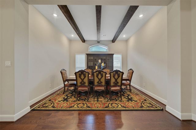15527 Salmon Springs Drive, Conroe, TX 77302