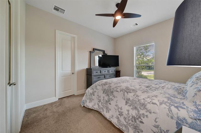 15527 Salmon Springs Drive, Conroe, TX 77302