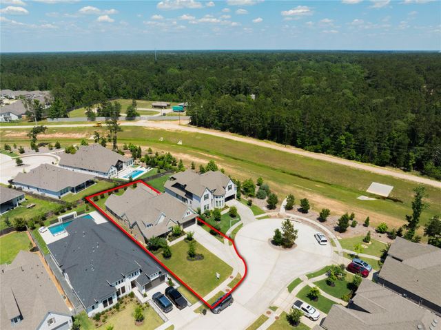 15527 Salmon Springs Drive, Conroe, TX 77302