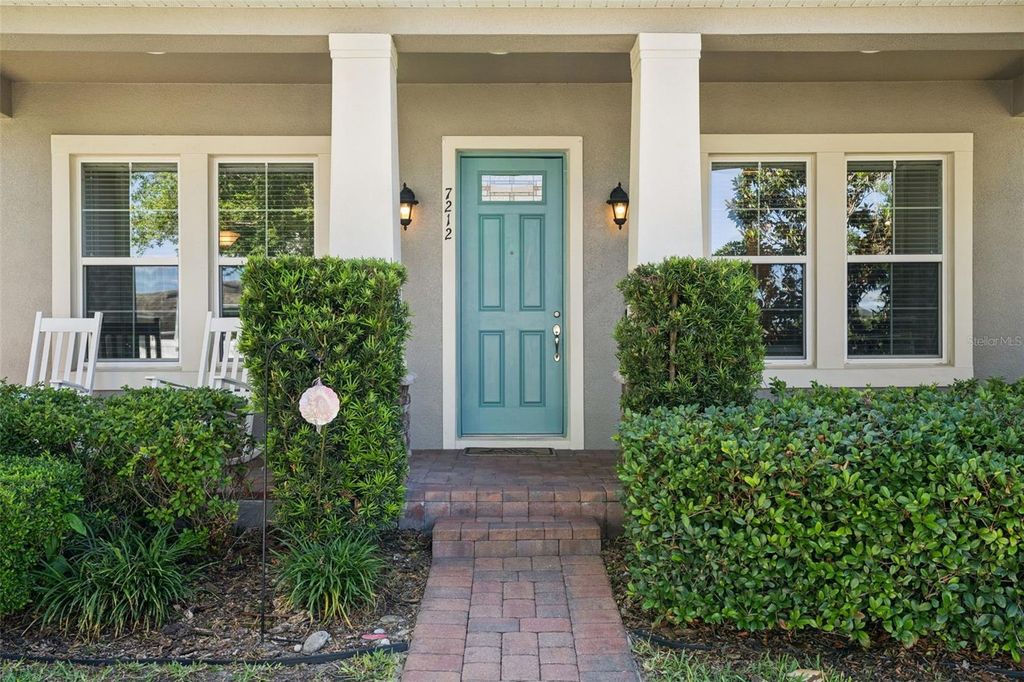 Image 3 of property listing at 7212 DESERT MANDARIN STREET, Winter Garden, FL 34787