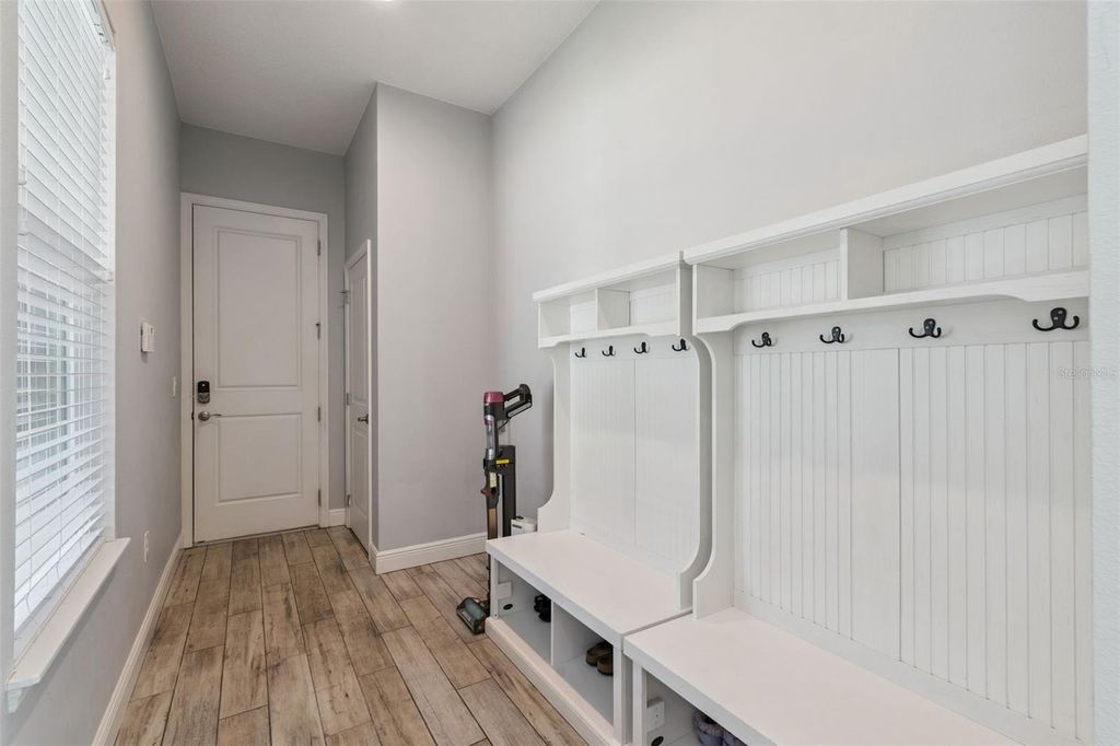 Image 21 of property listing at 7212 DESERT MANDARIN STREET, Winter Garden, FL 34787