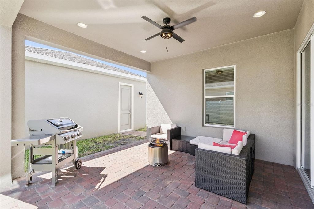 Image 33 of property listing at 7212 DESERT MANDARIN STREET, Winter Garden, FL 34787