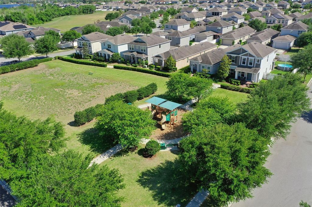 Image 38 of property listing at 7212 DESERT MANDARIN STREET, Winter Garden, FL 34787