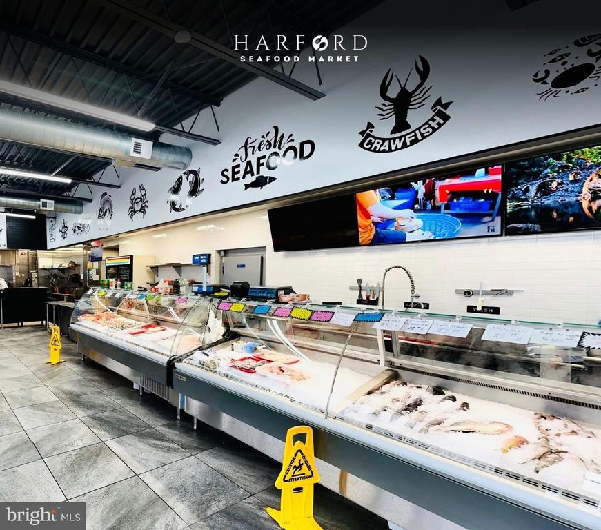 6800 HARFORD RD, Baltimore, MD 21234