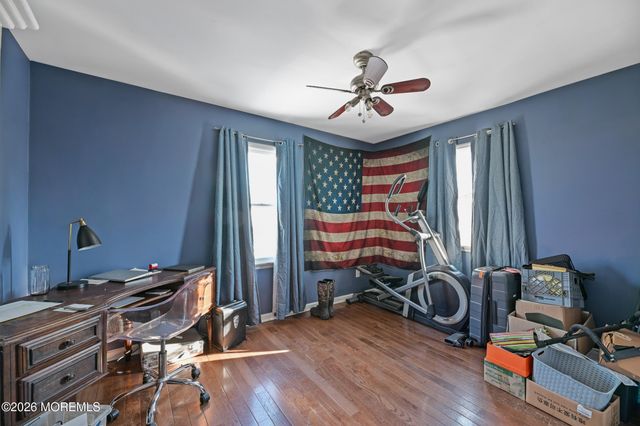 12 Thompson Avenue, Leonardo, NJ 07737