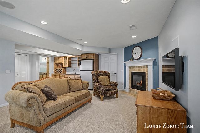 1062 Kensington Street, Grand Rapids, MI 49534