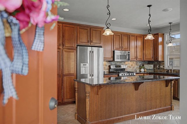 1062 Kensington Street, Grand Rapids, MI 49534