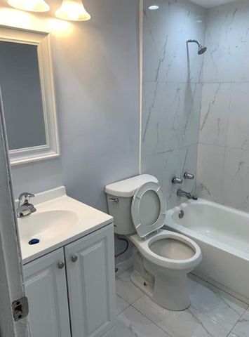 600 NE 46th Court 4, Oakland Park, FL 33334