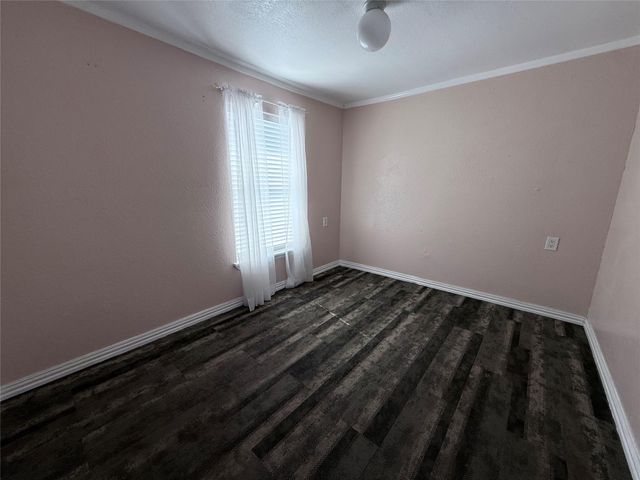 13809 Hershe Street B, Houston, TX 77015
