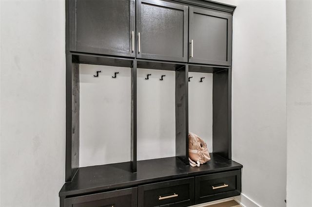 4111 W SWANN AVENUE, Tampa, FL 33609