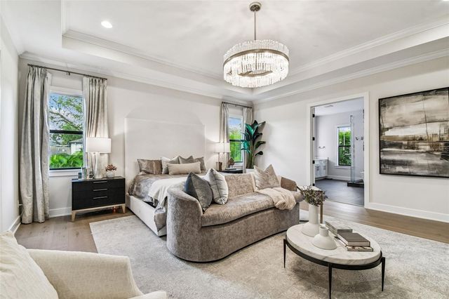 4111 W SWANN AVENUE, Tampa, FL 33609