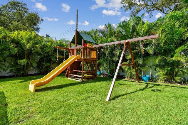 4111 W SWANN AVENUE, Tampa, FL 33609