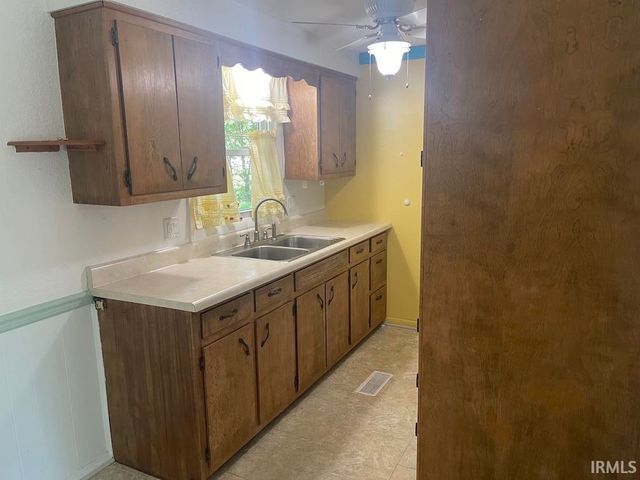 1810 N Tyland Boulevard, New Haven, IN 46774