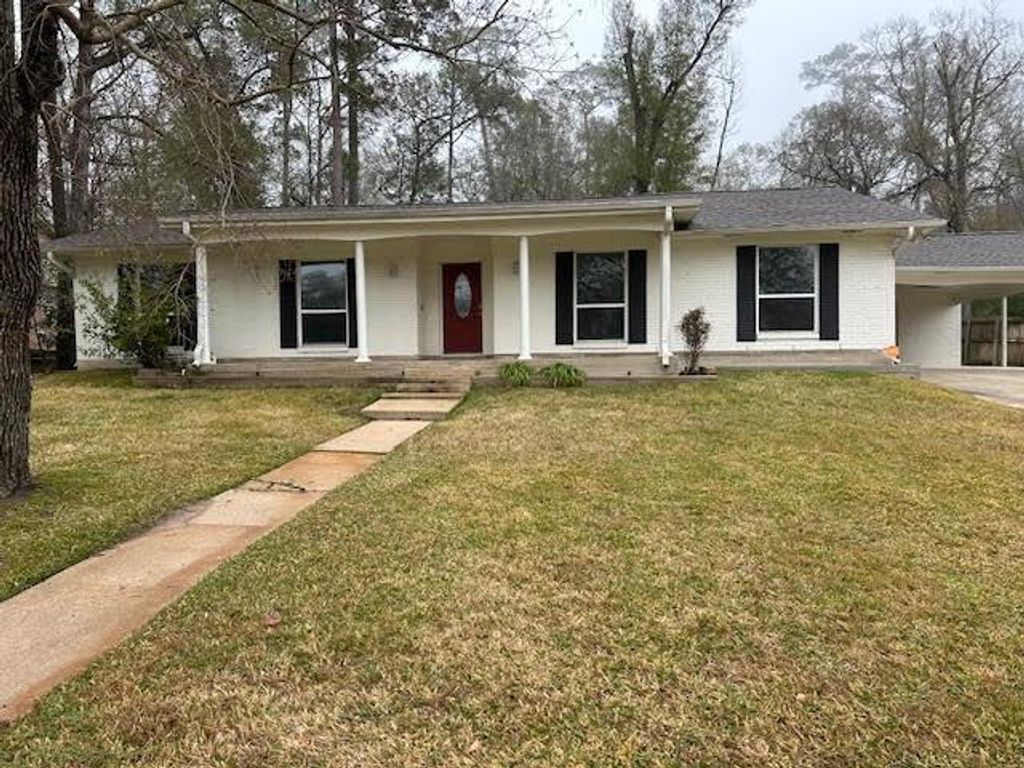 2405 Avenue S, Huntsville, TX 77340