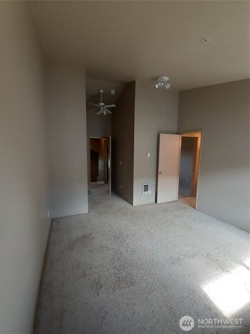 6304 BARSTOW SE #7, Lacey, WA 98513