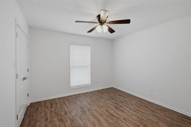 78 E End Avenue E, Sulphur, LA 70663