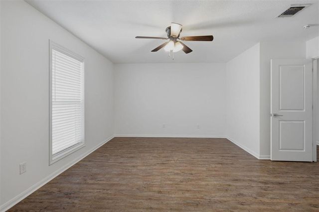 78 E End Avenue E, Sulphur, LA 70663