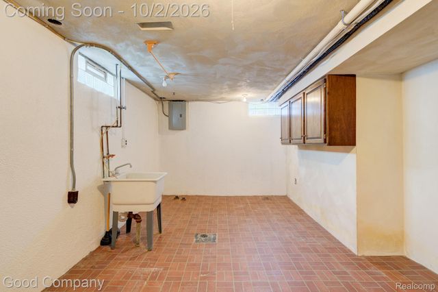 6545 Madison Street, Taylor, MI 48180