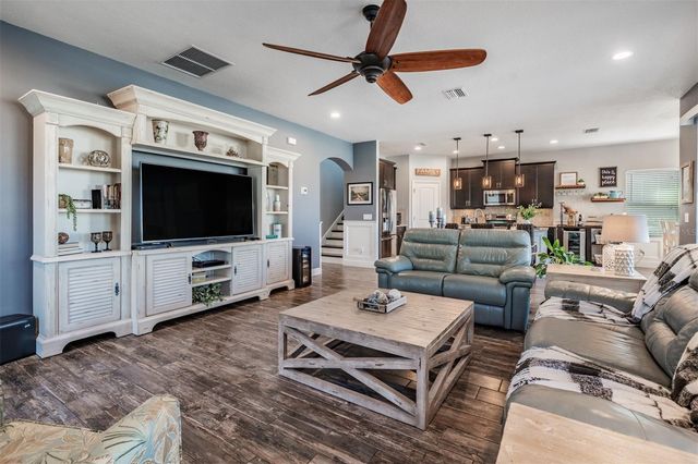 32401 NATURAL BRIDGE ROAD, Wesley Chapel, FL 33543