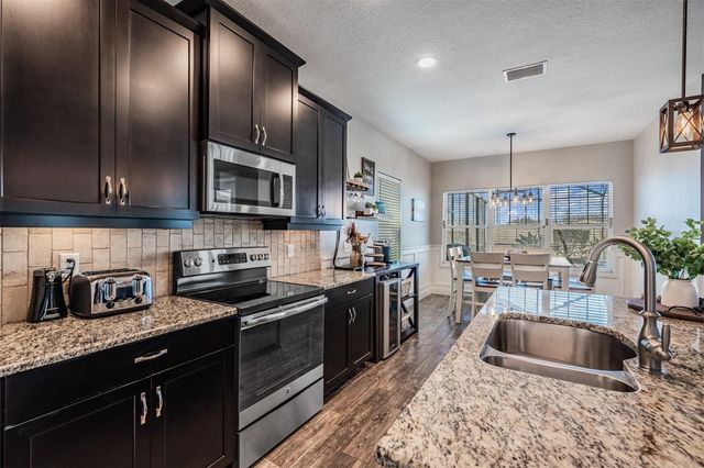 32401 NATURAL BRIDGE ROAD, Wesley Chapel, FL 33543