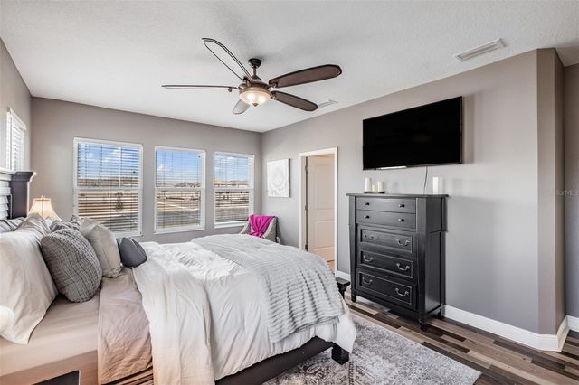 32401 NATURAL BRIDGE ROAD, Wesley Chapel, FL 33543