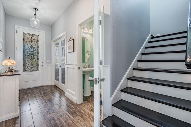 32401 NATURAL BRIDGE ROAD, Wesley Chapel, FL 33543