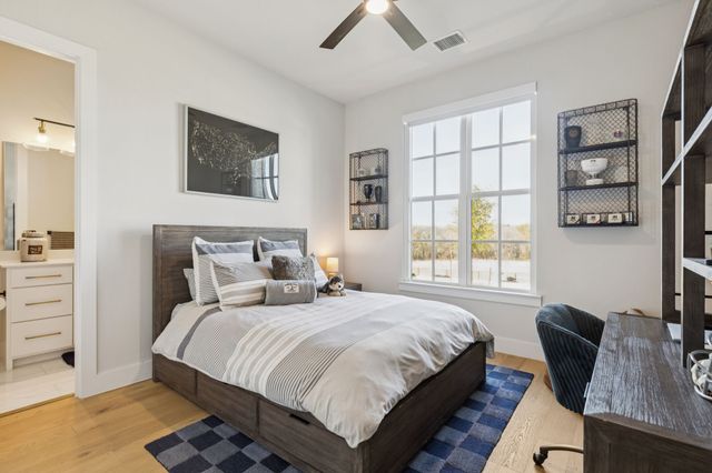 115 Knoll Trail, Gunter, TX 75058