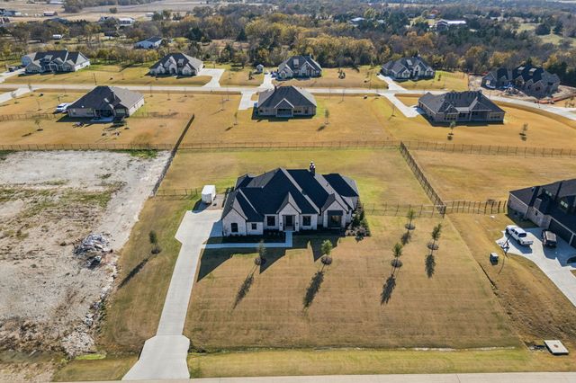 115 Knoll Trail, Gunter, TX 75058