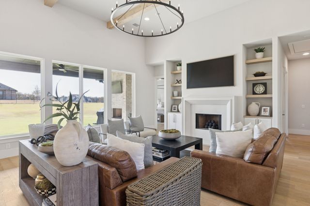 115 Knoll Trail, Gunter, TX 75058