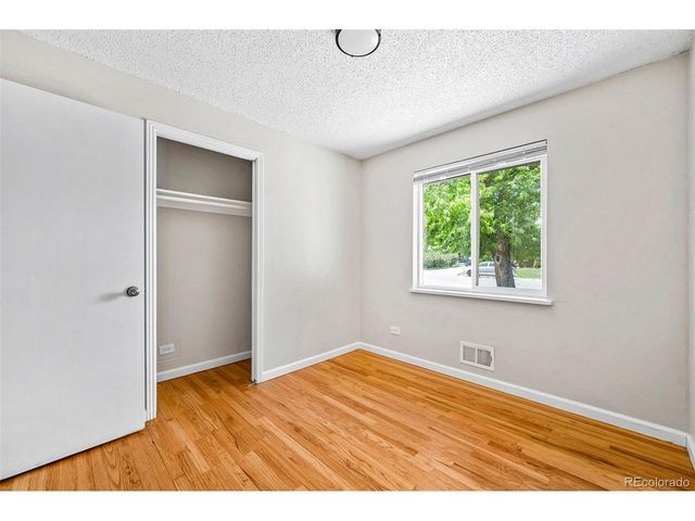 30 Ames St, Lakewood, CO 80226