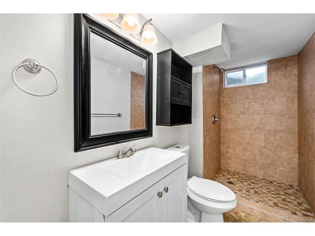 30 Ames St, Lakewood, CO 80226