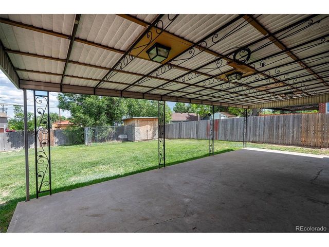 30 Ames St, Lakewood, CO 80226