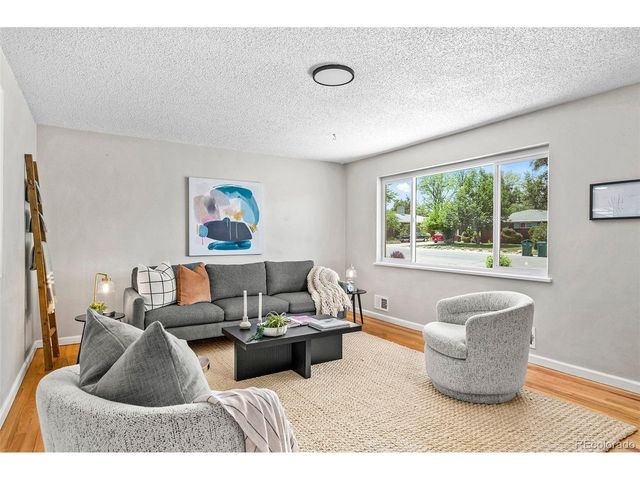30 Ames St, Lakewood, CO 80226