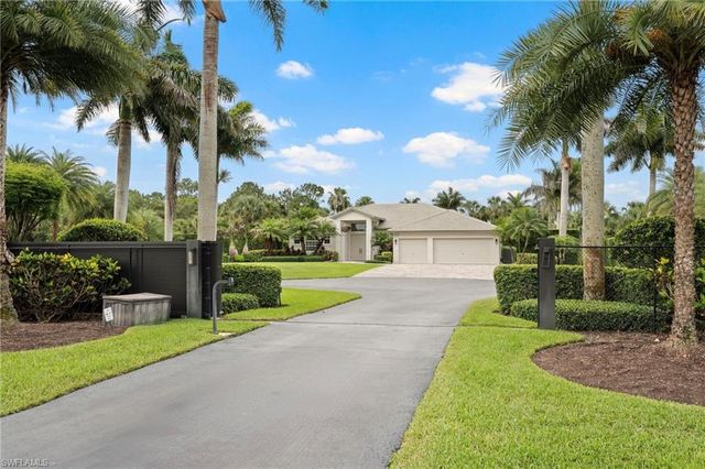440 20th AVE NE, Naples, FL 34120