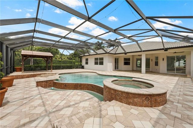 440 20th AVE NE, Naples, FL 34120