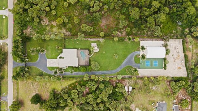 440 20th AVE NE, Naples, FL 34120