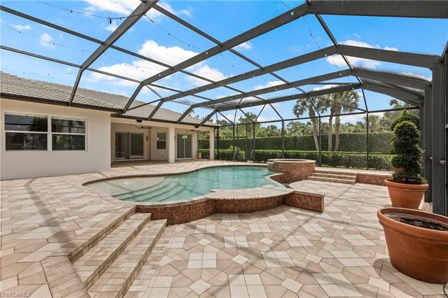 440 20th AVE NE, Naples, FL 34120